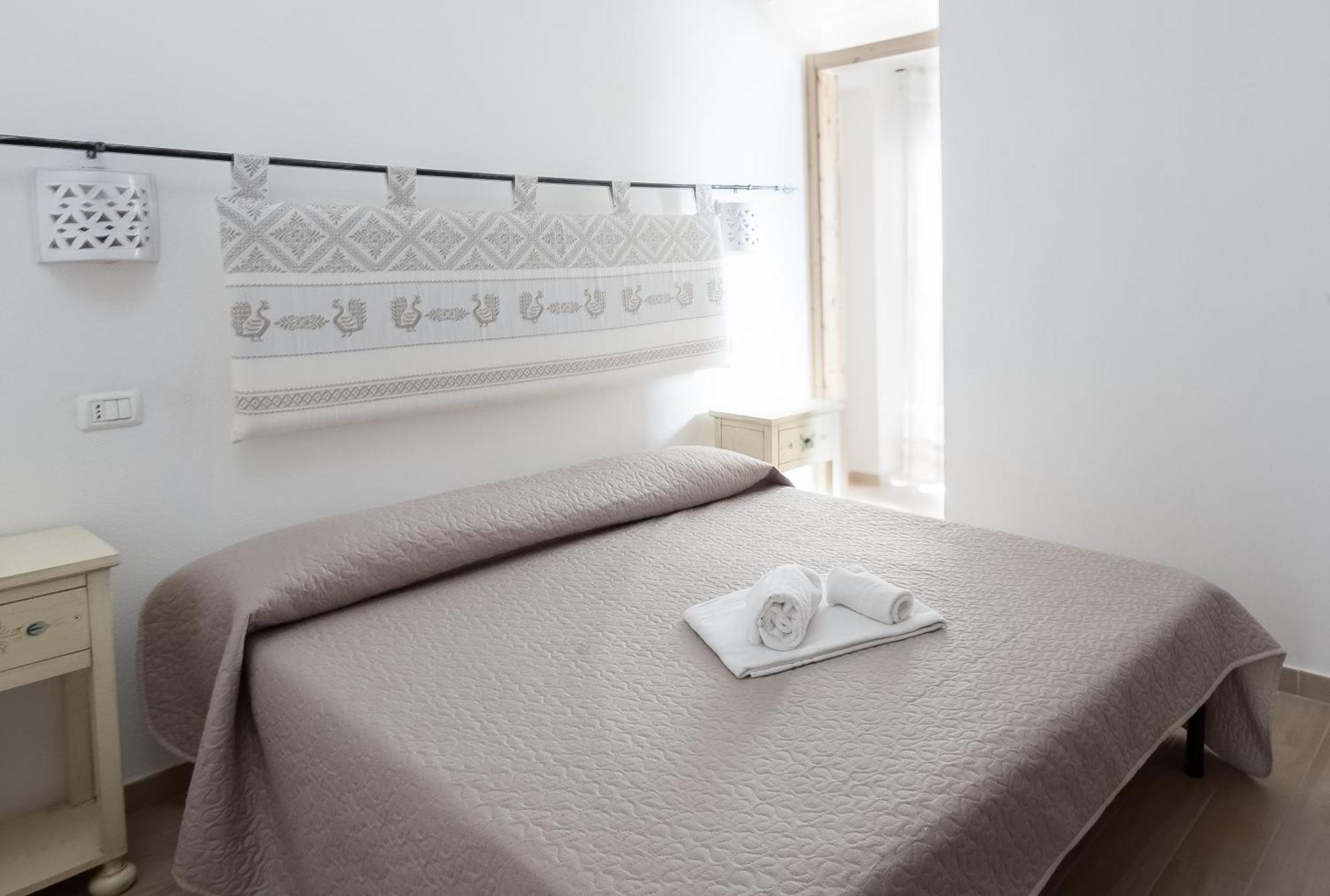 Beb Con Piscina Villa Del Borgo Badesi Ngoại thất bức ảnh