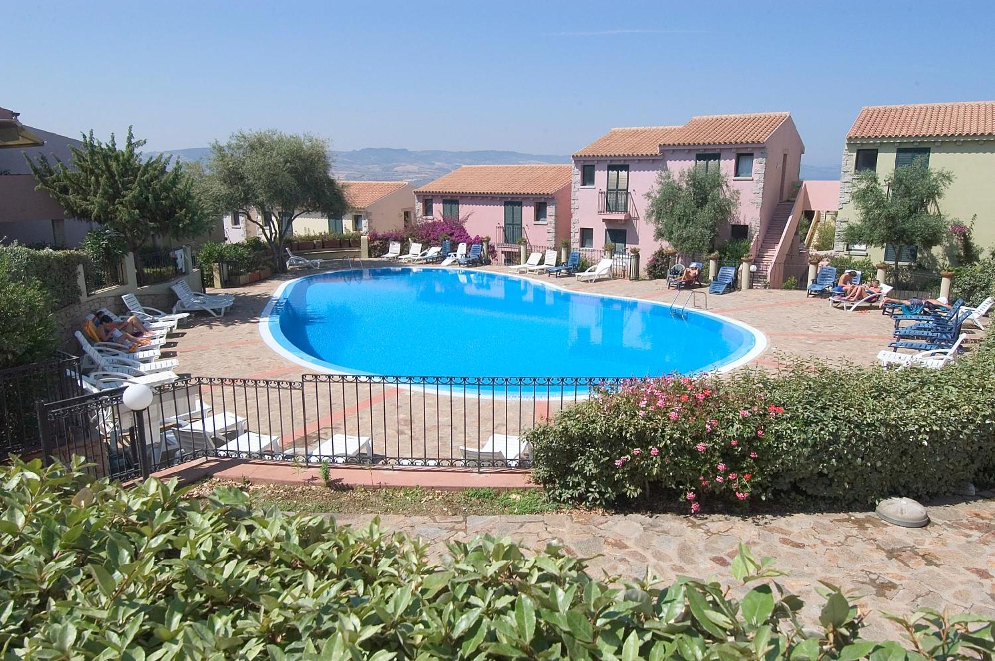 Beb Con Piscina Villa Del Borgo Badesi Ngoại thất bức ảnh